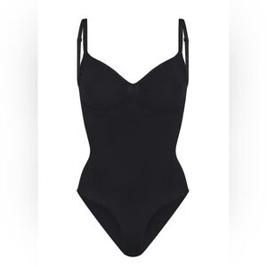 SKIMS SEAMLESS SCULPT
BRIEF BODYSUIT ONYX Small NWOT